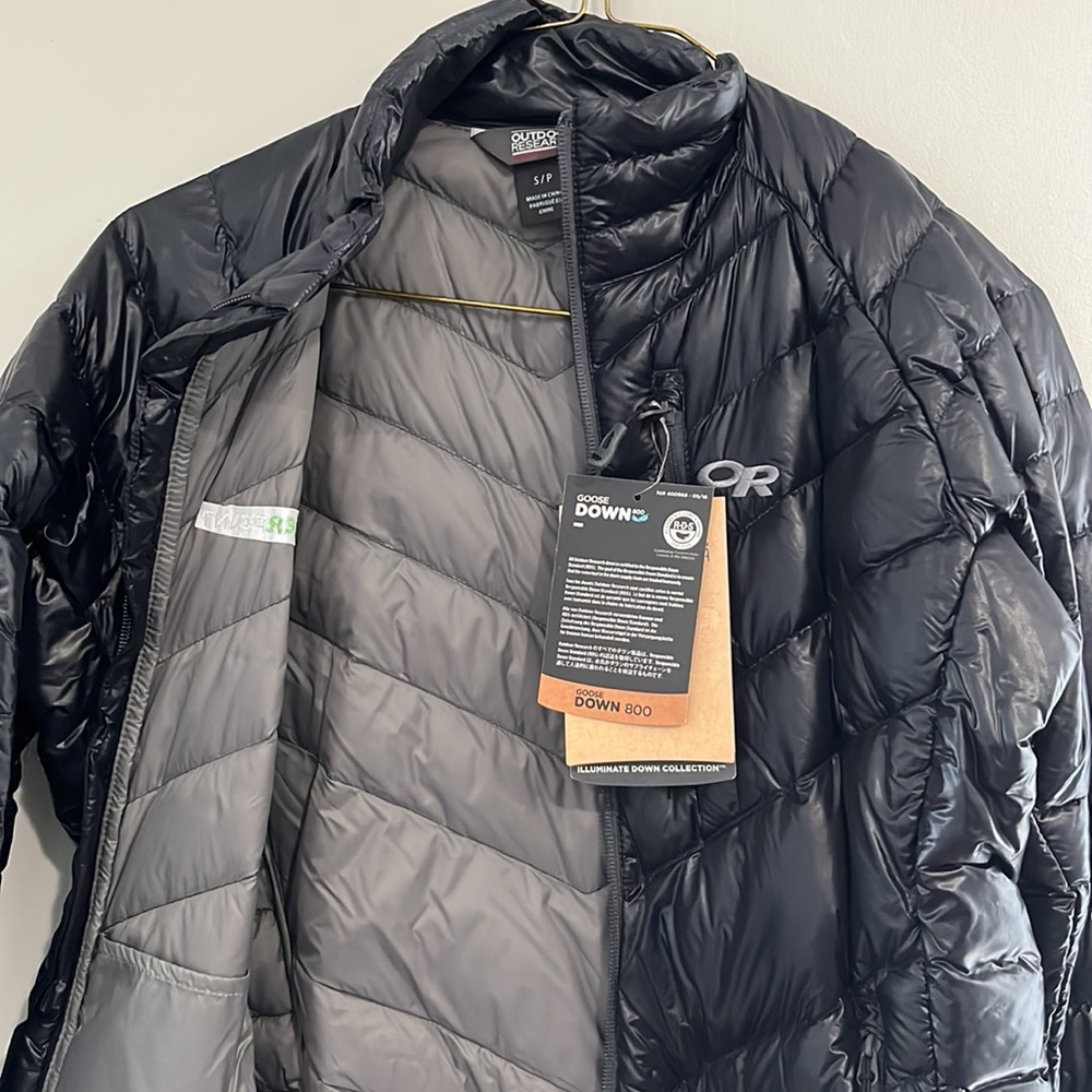 NWT OUTDOOR RESEARCH WOMEN'S ILLUMINATE DOWN JACKET
